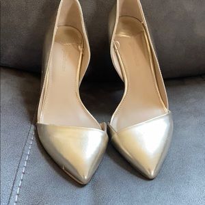 Metallic gold shoes